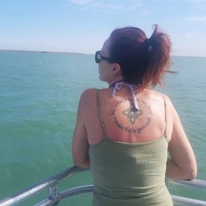 Meet your Posher, Sari